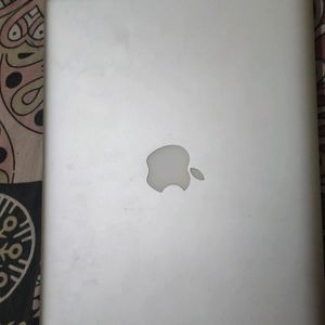 MacBook pro 2012 i5/4gbram/500gb memory