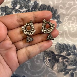 6 Set Of Earrings On Sale