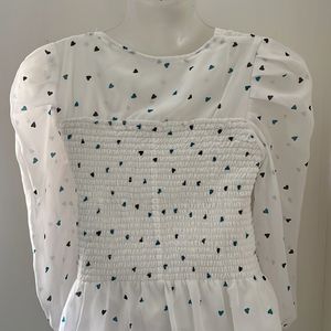 Cute White Top With Printed Hearts