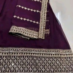 Beautiful 🟣Gown🟣 For Women With Dupatta