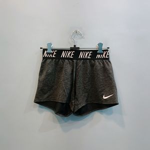 🇮🇹 Nike Imported Shorts