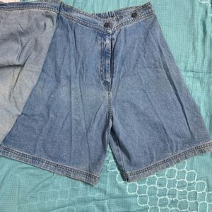 Plus sized Women Denim Skorts