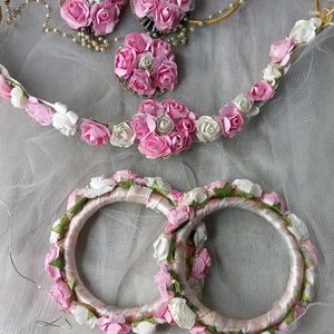 Floral Jewellery Set