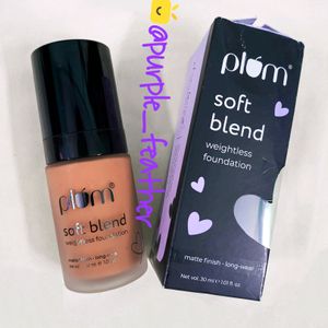 Plum Foundation SPF 15