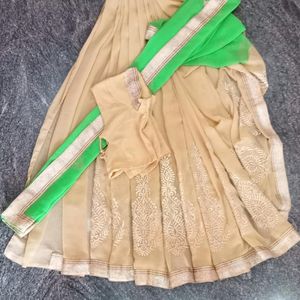 Saree With Stitched blouse Super And Ossum Color