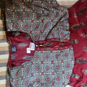 Rusted Red And Gray Coloured Kurthi