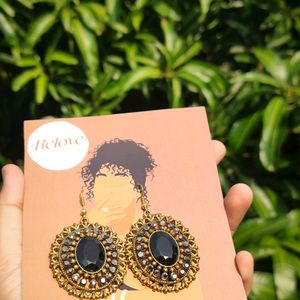 Black Fancy Earrings 🖤