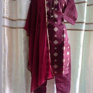 Kurta Set With Dupatta