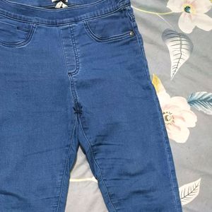 Blue Jeans With Elastic Waist For Women