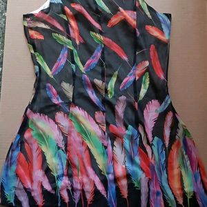 Short Dress/Long Top Feather Design