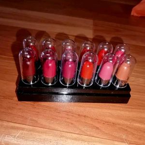 12 Lipstick