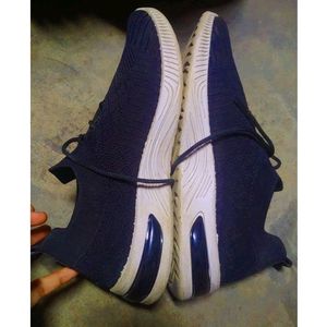 Sports Shoes