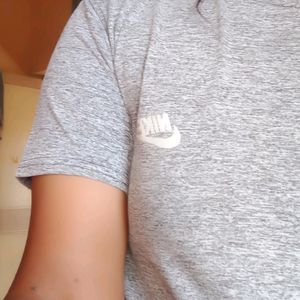 Nike Grey T-shirt