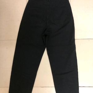 High Waisted Mom Fit Ankle Length Jeans