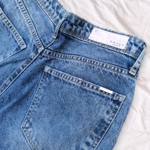 🚨 PRICE DROP 🚨Kraus jeans boyfriend fit