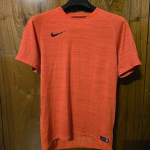 NIKE DRI-FIT Authentic Tshirt