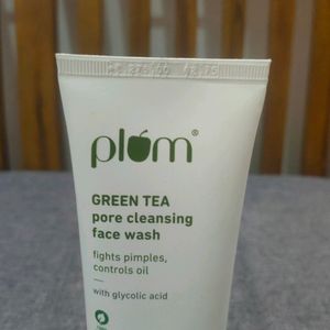 Plum Green Tea Face Wash