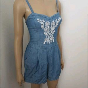 Hollister Chambray Embroidered Romper Jumper Size