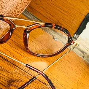 Glasses With Cheetah designed frame