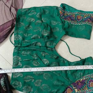 Georgeus Lahanga Saree