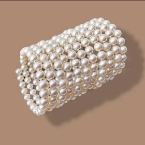 Top Running Glass Premium White Pearl Bangle