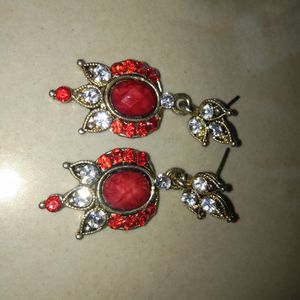 Red Colour N Bronze Plating Earrings