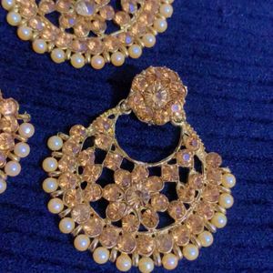 Beautiful Wedding Earrings & Teeka