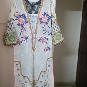 Pakistani Lawn Suit