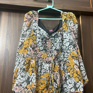 Floral print peplum Top