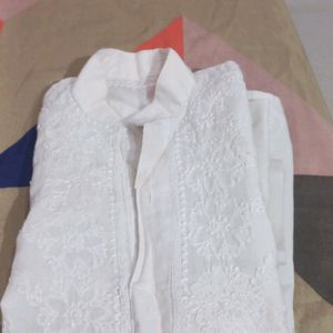 White Chikan Kurta And Pyajama Set