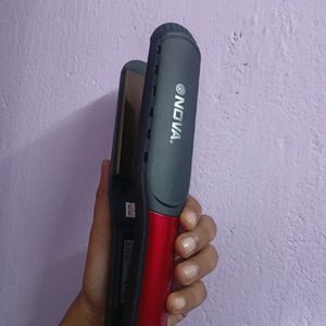 NOVA Hair Straightener