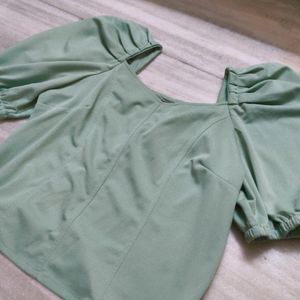 Selling A Peach Sea Green Colour Top