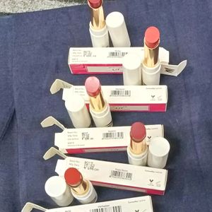 Myglamm Unused Creamy Matte Lit Lipsticks Pack 1