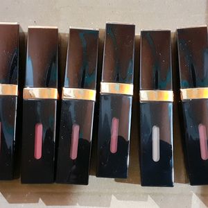 6 MANISH MALHOTRA LIQUID MATTE LIPSTICK