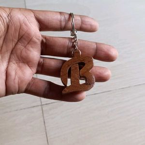 Keychain "B" Letter