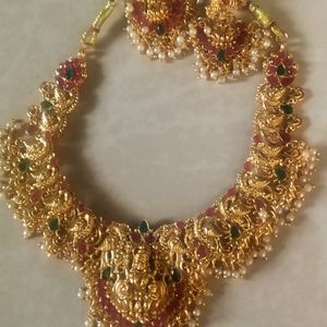 Necklace Set