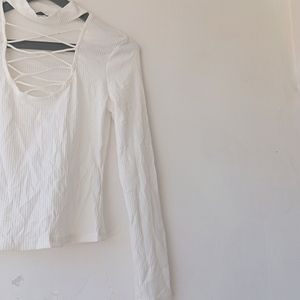 SHEIN WHITE CUTE TOP