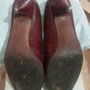 Maroon Sandles , Made In Brazil, Size 7