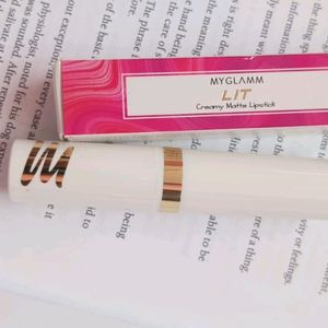 MyGlamm  Appletini Lit Lipstick 💄 New