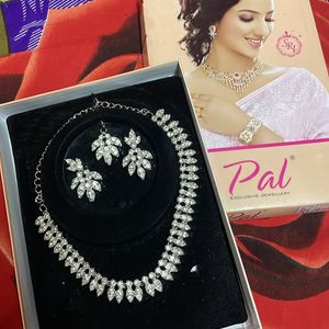 exclusive Jewellery set