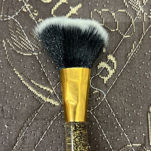 Faces Canada Make Up Brushes