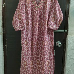 New Unused Vneck Aline Kurti Pant Set