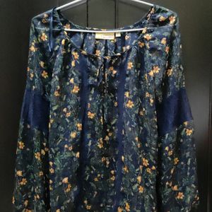 Like New Floral Top