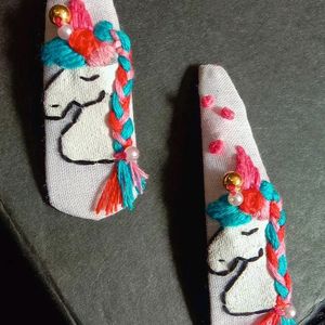 Unicorn Embroidery Clip