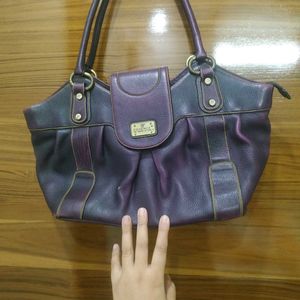 Essence Leather Handbag