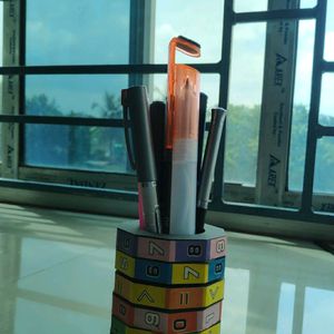Small And Cute Mathematics Themed Pen Stand