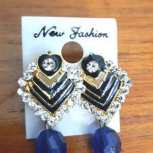 Gorgeous Royal Blue Stud Earring