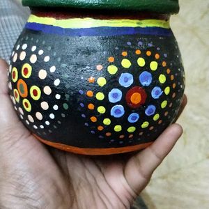 Painted Small Eathern Pot