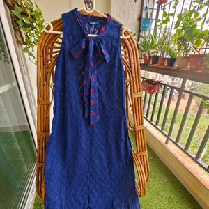 Kurta With Contrasting Bow