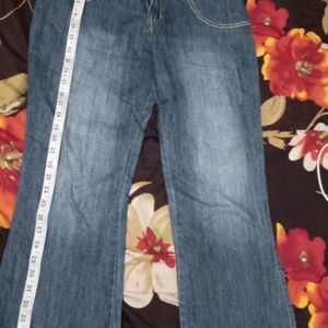 Vintage Bootcut Jeans | Waist - 30 In